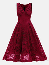 Sleeveless V-neck Lace Midi Dress - View 11 | Lwiis