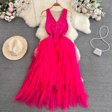 Elegant sleeveless A-line lace maxi dress with V-neckline and tiered tulle skirt - View 6 | Lwiis