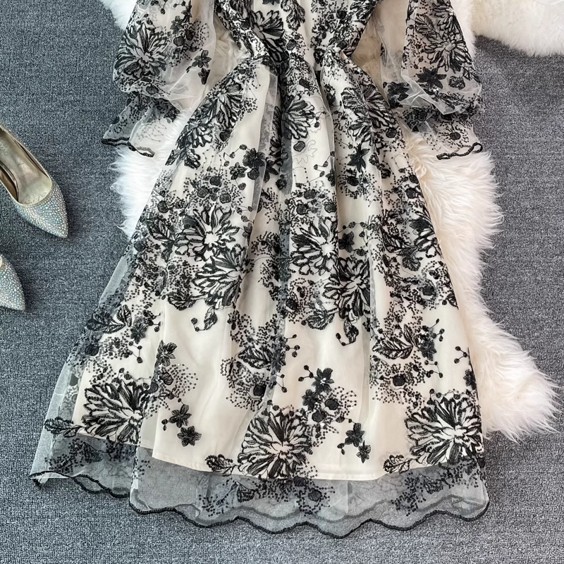 Embroidered Mock Neck Maxi Dress with Puff Sleeves - View 7 | Lwiis