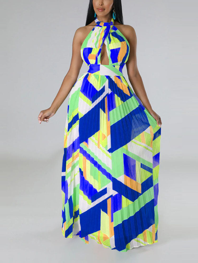 Halter neck pleated maxi dress with keyhole cutout - View 14 | Lwiis