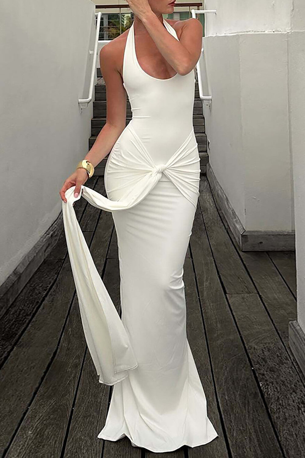 Halter neck maxi dress with tie detail - View 8 | Lwiis