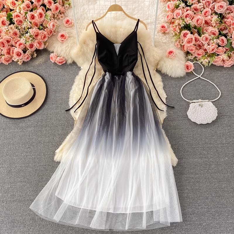 A-line maxi dress with spaghetti straps and gradient color - View 14 | Lwiis