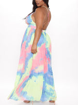 Tie dye maxi dress with halter neckline and pleated skirt - View 7 | Lwiis