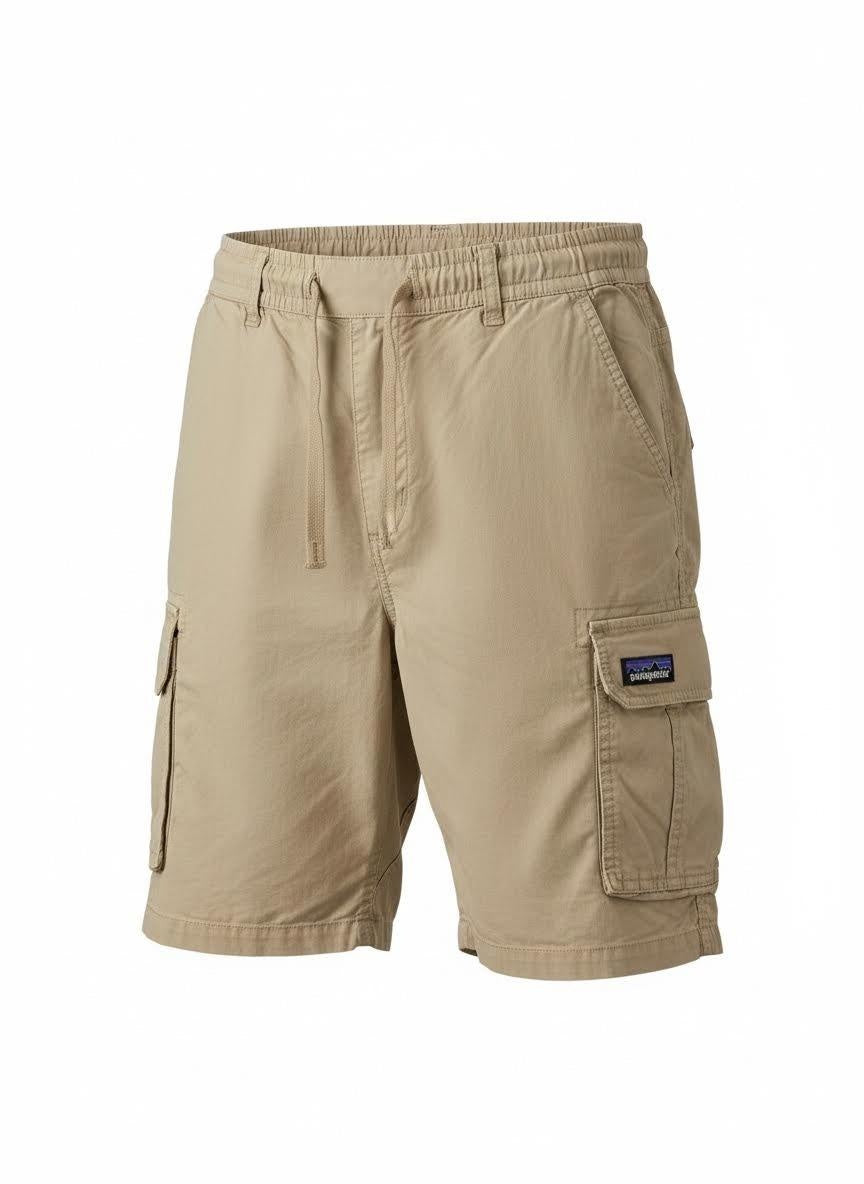 Khaki cargo shorts with elastic waistband and drawstring