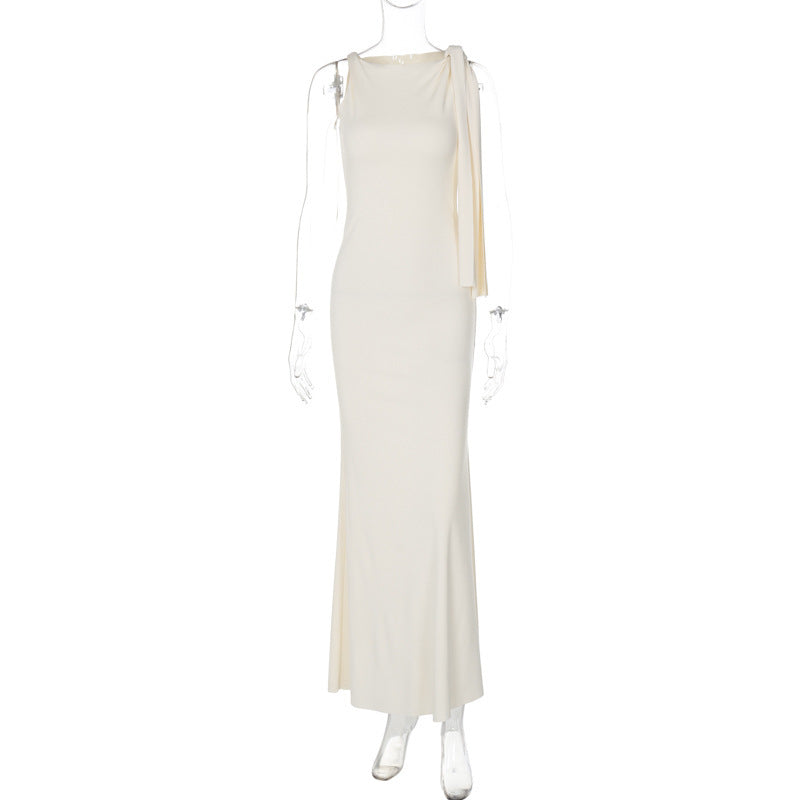 Elegant one shoulder formal gown - View 15 | Lwiis